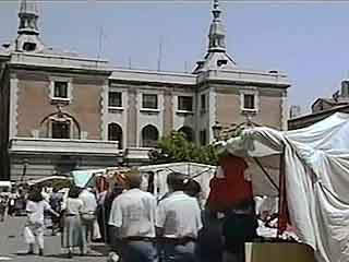 صور El Rastro de Madrid, Flea market تجارة